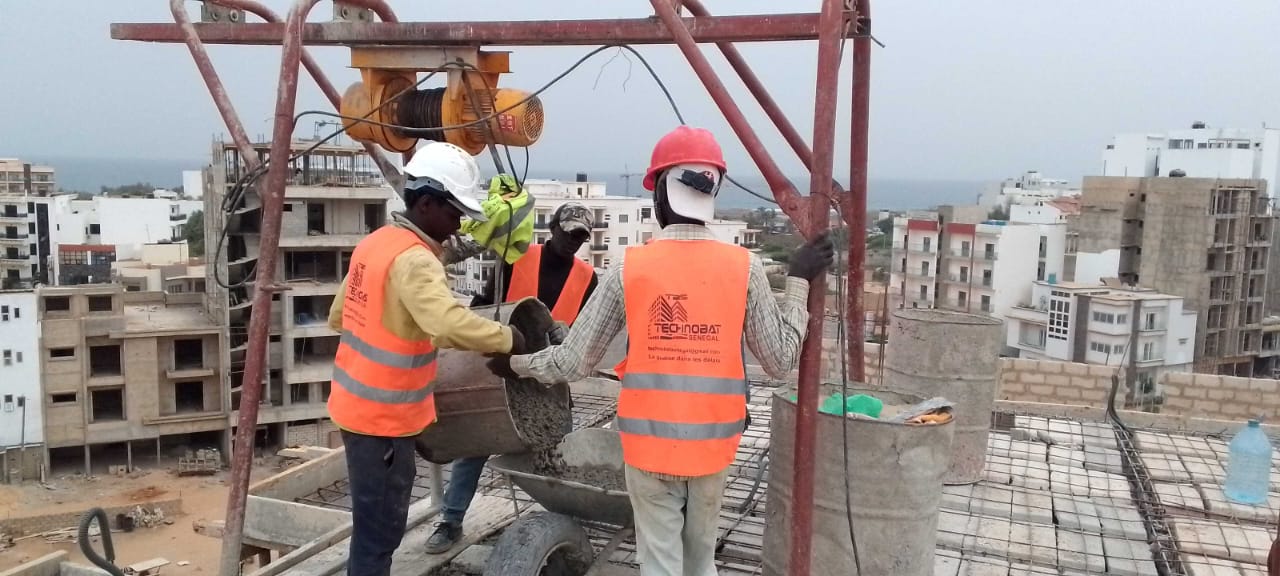 Sous sol et RR +7 aux Alemadies​